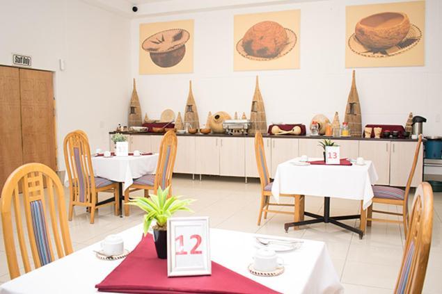 Ekamuti Town Lodge Oniihandi Экстерьер фото